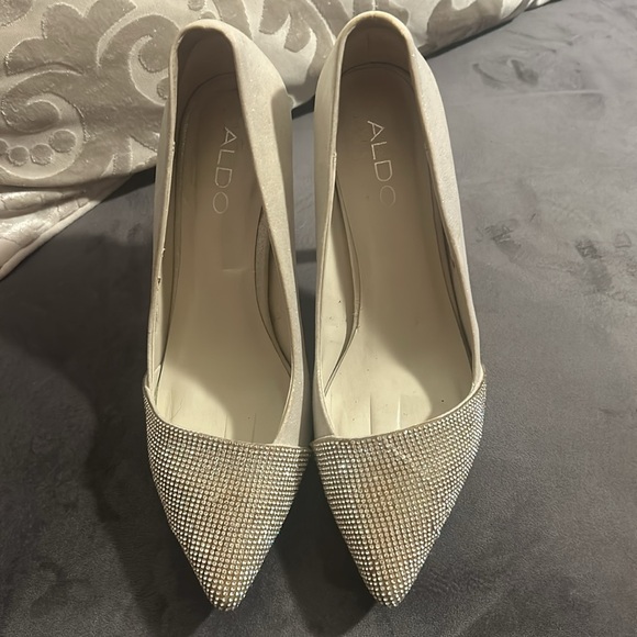 ALDO Crystal Sparkly Pointed Stiletto - Picture 4 of 11